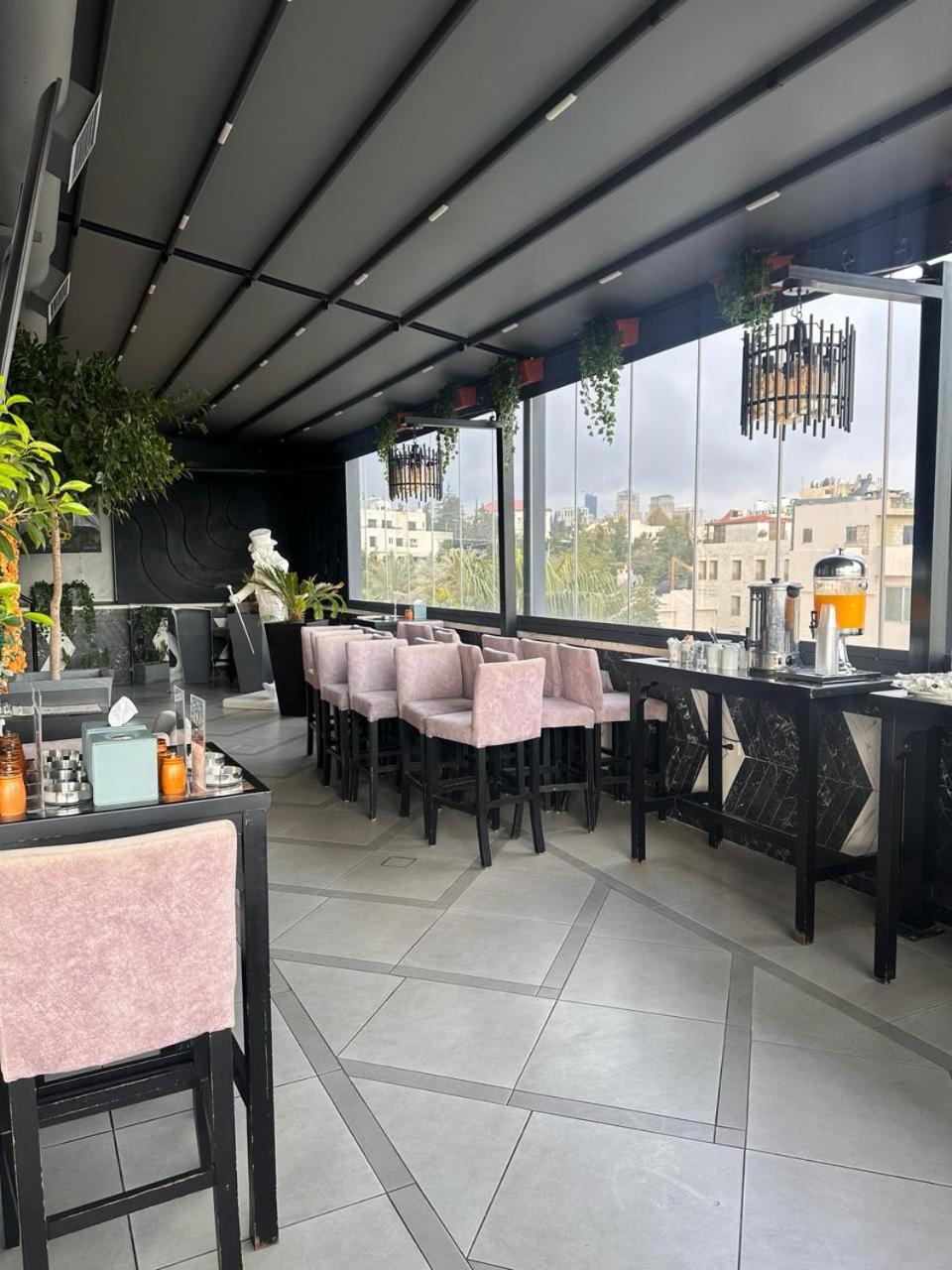 Post Hotel Amman Exterior foto